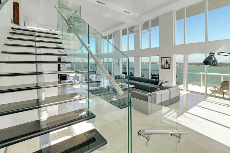 Waterfront Condos By Sextant