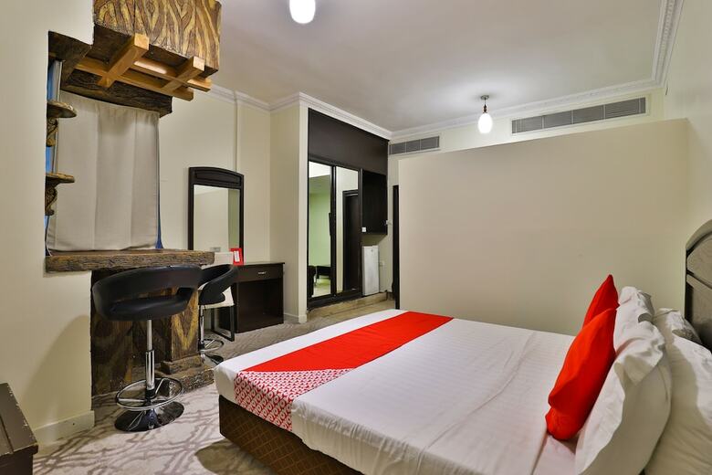 Oyo 446 Mas Hotel