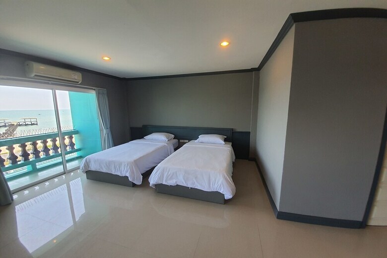Hotel Capital O912 Pr Beachfront Pranburi