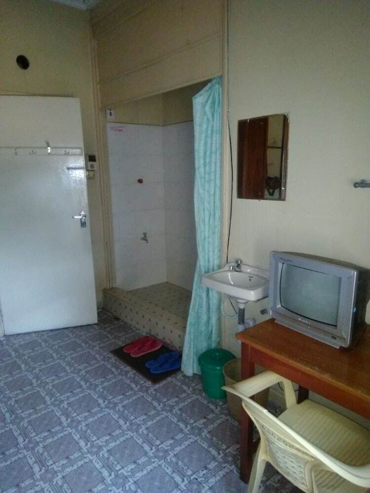 Hotel Magline Conference And Guest House