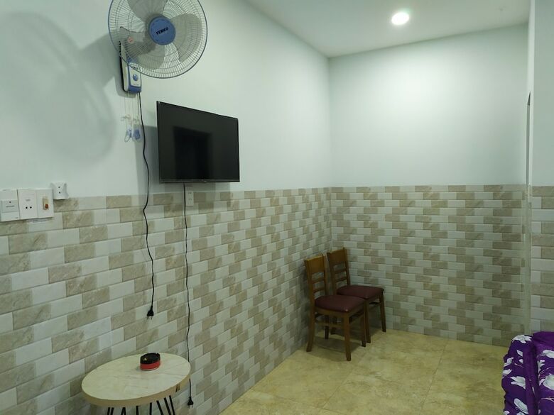 Hotel Oyo 1052 Hoang Gia Motel
