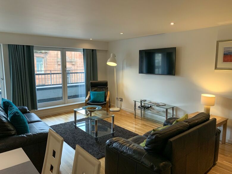 Tolbooth Apartments
