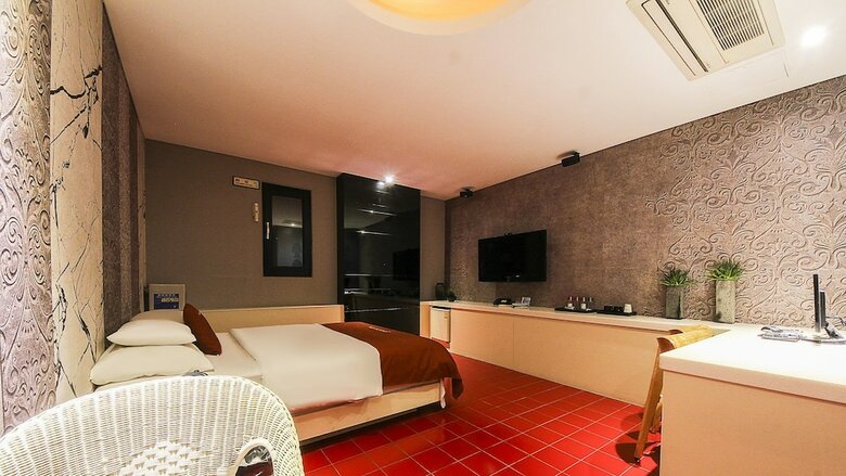 Hotel On