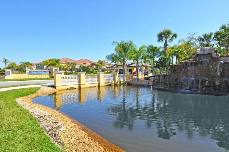 Beautiful 5b Th Splash Pool, Paradise Palms Resort