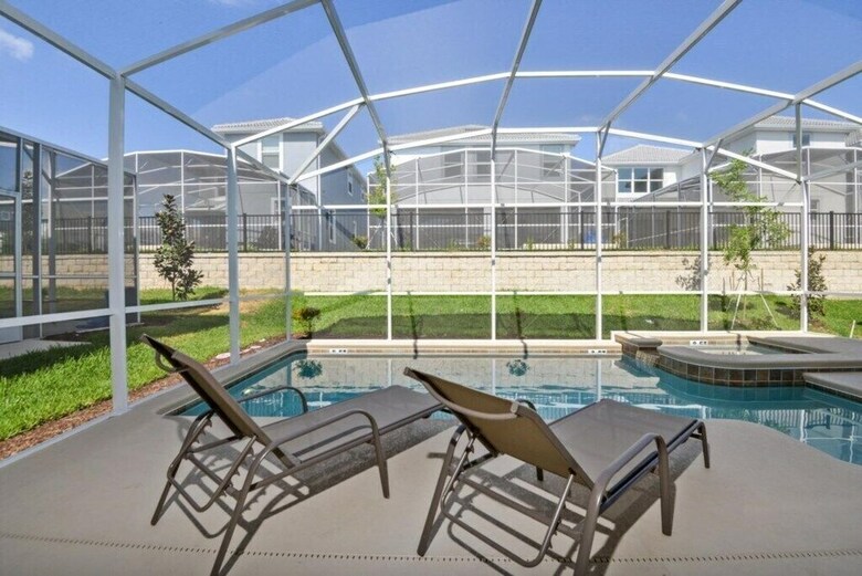 Champions Gate 1588 - Six Bedroom Pool Home