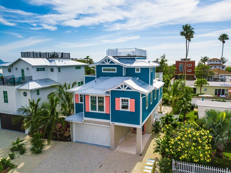 Coastal Queen