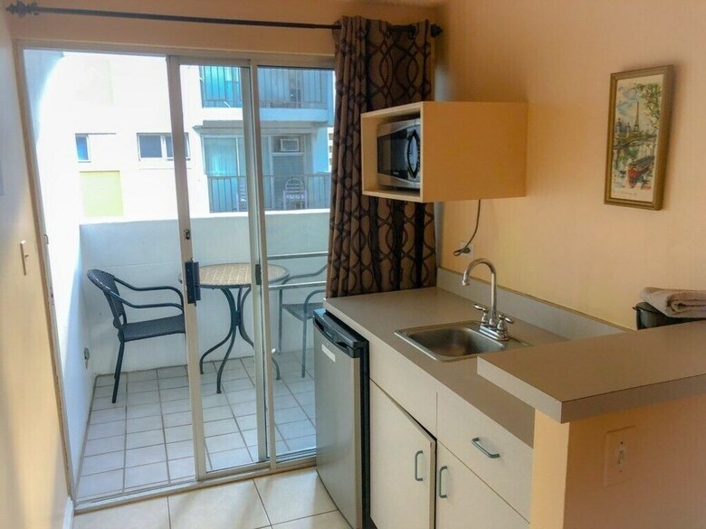 Apartamento Pineapple Studio By The Beach W 2 Lanais