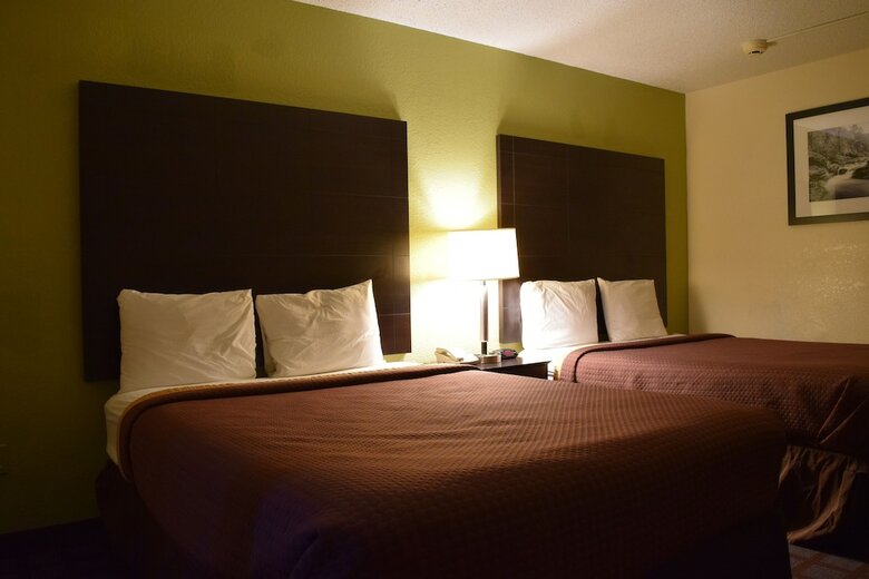 Hotel Super 8 By Wyndham Saginaw