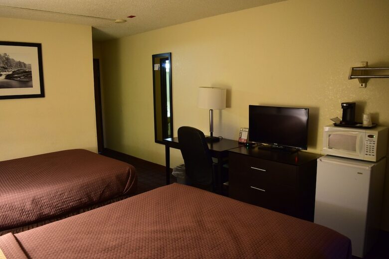 Hotel Super 8 By Wyndham Saginaw