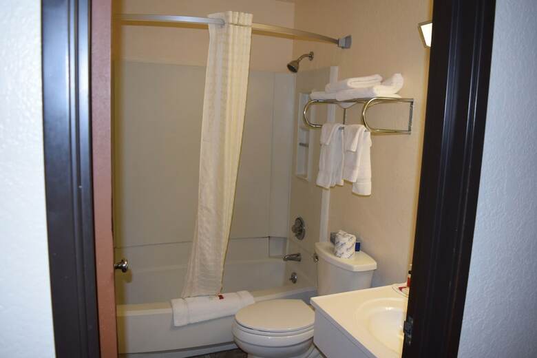 Hotel Super 8 By Wyndham Saginaw