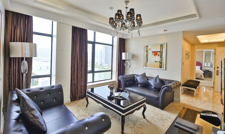 Brilliant Hotel