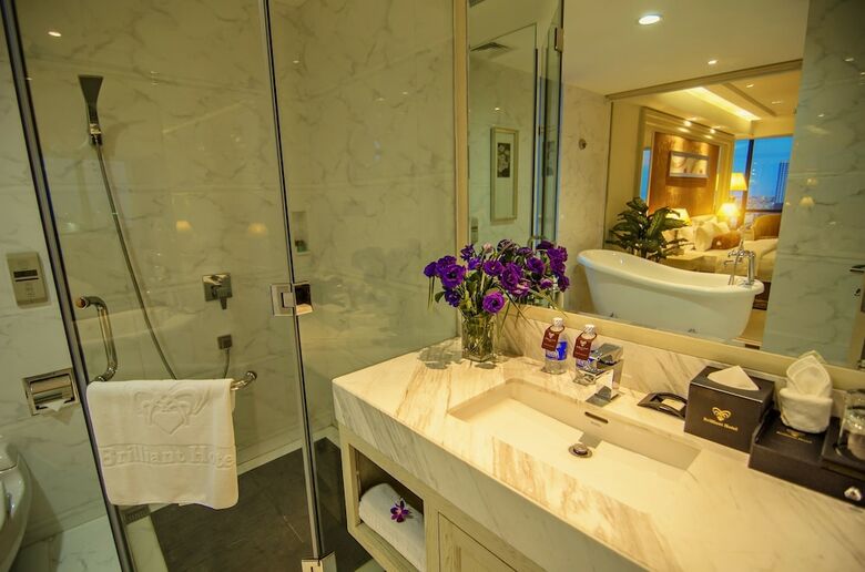 Brilliant Hotel