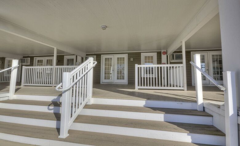 Motel Ambassador Inn