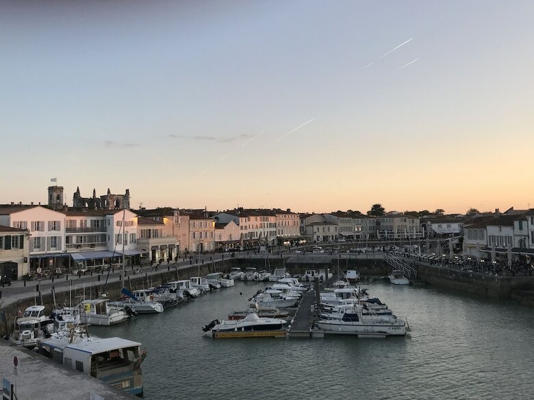 Hotel H�tel La Jet�e