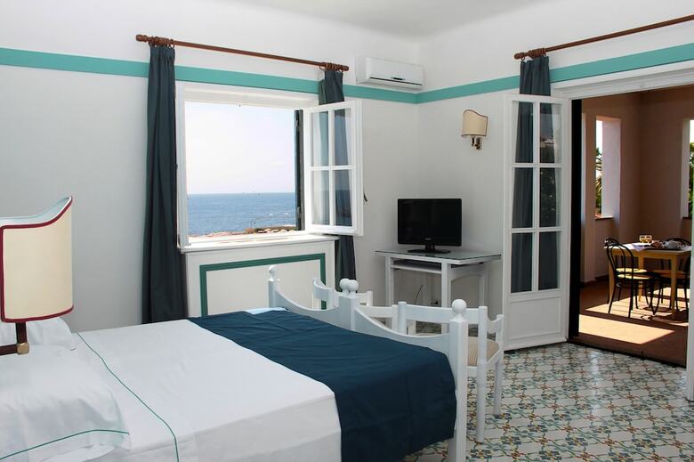 Mercure Civitavecchia Sunbay Park Hotel