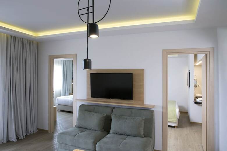 Hotel Dolce By Wyndham Attica Riviera