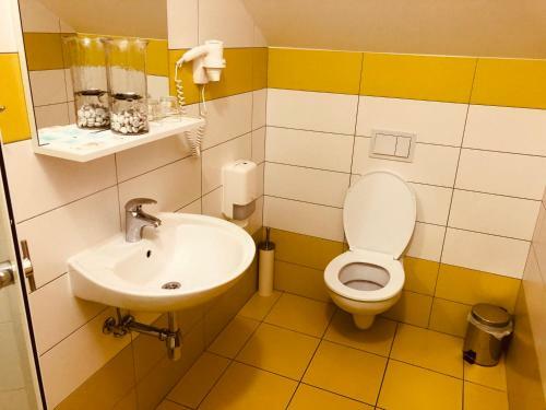 Hostal Rooms Jana
