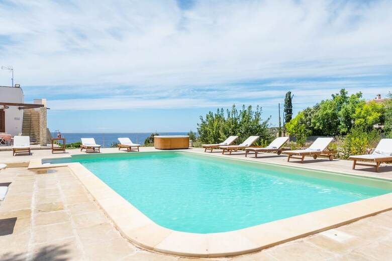 Residencia Cala D'aspide Resort