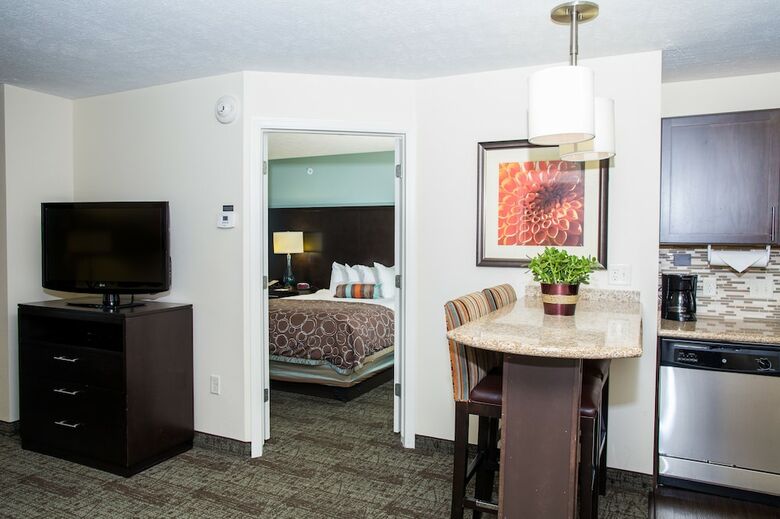 Hotel Staybridge Suites Lincoln Northeast