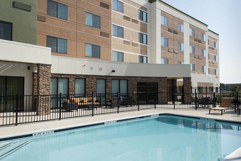 Hotel Courtyard By Marriott Houston Nasa/clear Lake