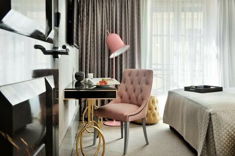 Baume Hotel