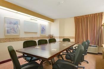 Hotel Days Inn Pittsburgh Airport