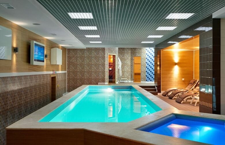 Ovis Hotel
