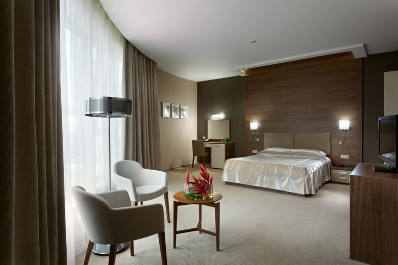 Ovis Hotel