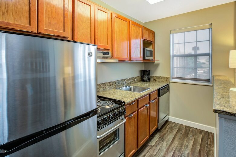 Hotel Towneplace Suites By Marriott Detroit Dearborn