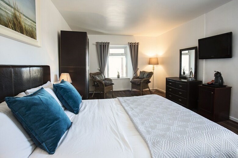 Hotel Maddens Bridge Bar & Guesthouse