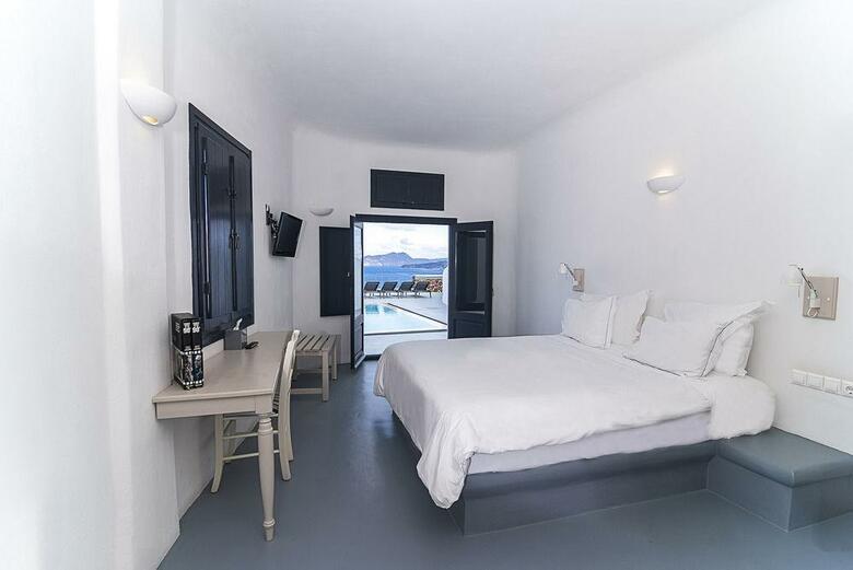 Ambassador Aegean Luxury Hotel And Suites