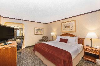 Hotel Ramada By Wyndham Midtown Grand Island