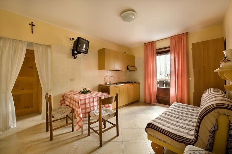 Roulette Apartments
