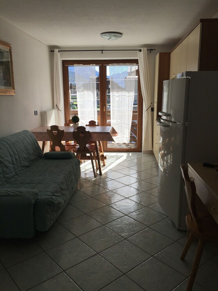 Roulette Apartments