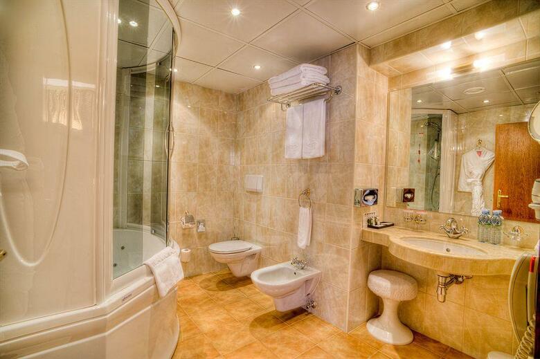 Hotel National, A Luxury Collection Hotel, Moscow