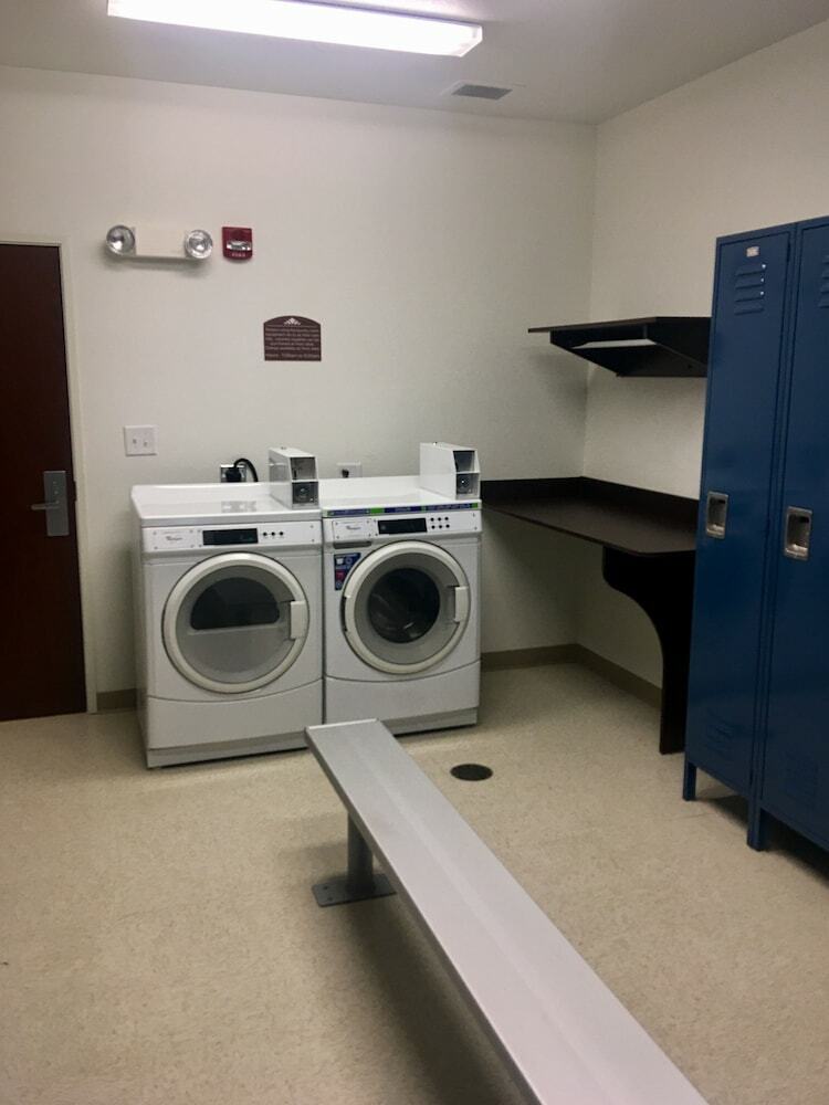 Hotel Microtel Inn And Suites Minot