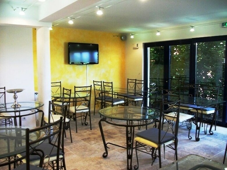 Hotel Ilargi
