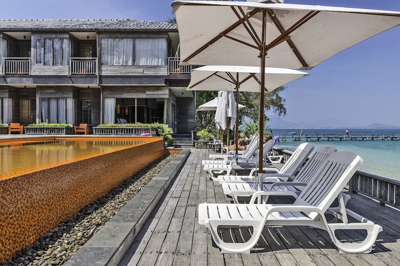 Apartamento Baan Ploy Sea