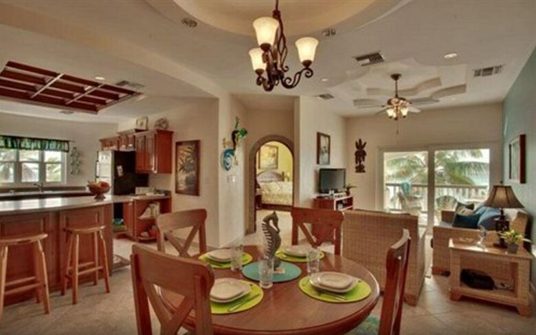 Grand Caribe Belize