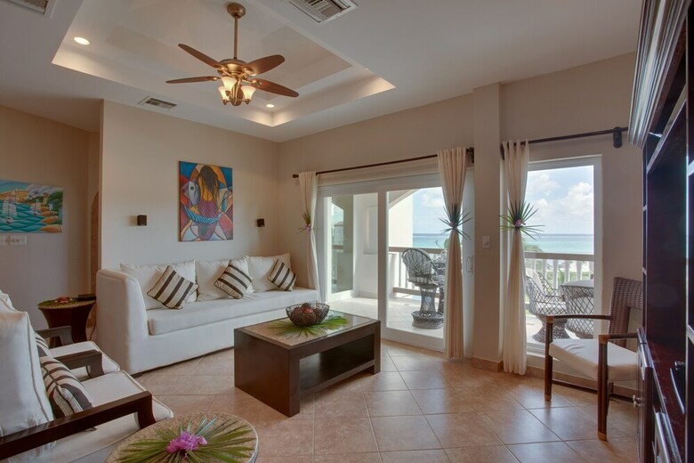 Grand Caribe Belize
