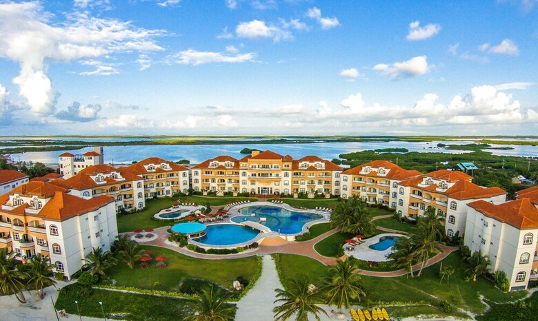 Grand Caribe Belize