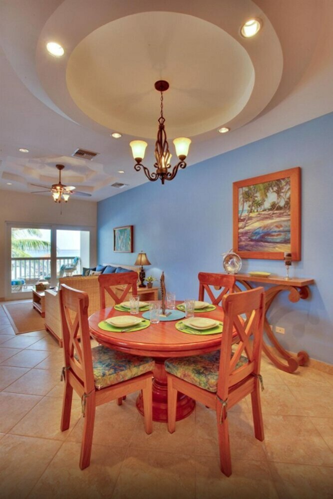 Grand Caribe Belize