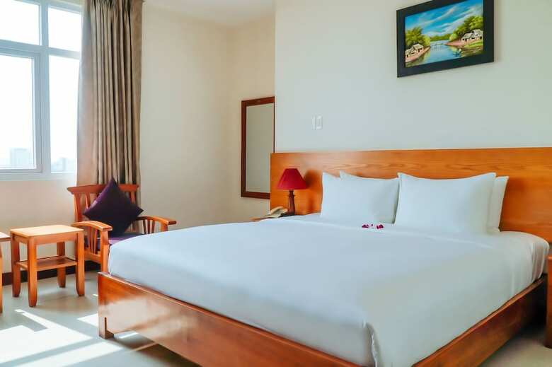 Starlet Hotel