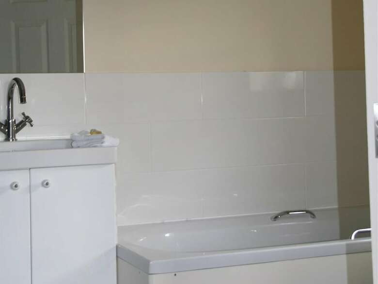 Manor House, Felpham Serviced Apartments