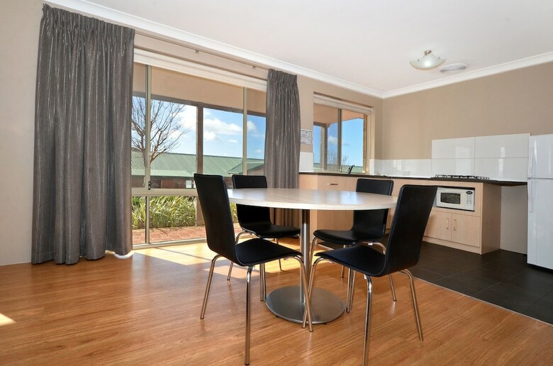 Quality Apartments Banksia Gardens Wa