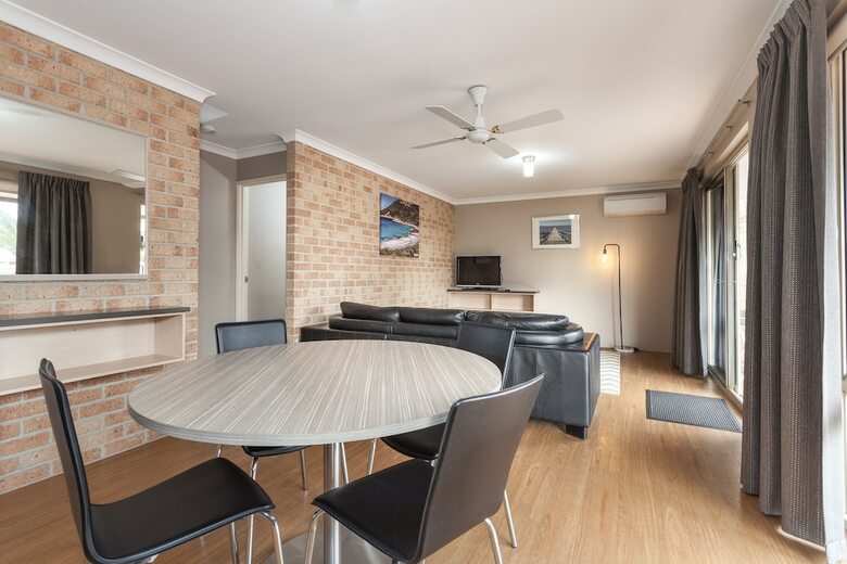 Quality Apartments Banksia Gardens Wa