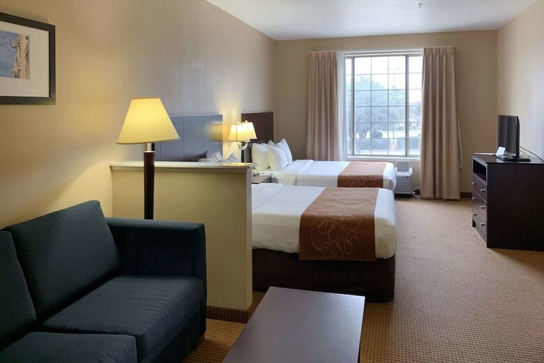 Hotel Comfort Suites Roanoke - Fort Worth North