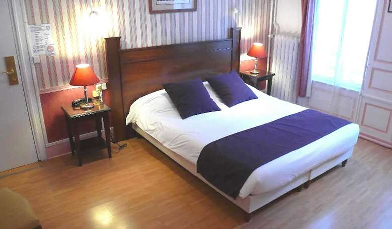 Hotel Brit H�tel Les Comtes de Champagne Centre Historique