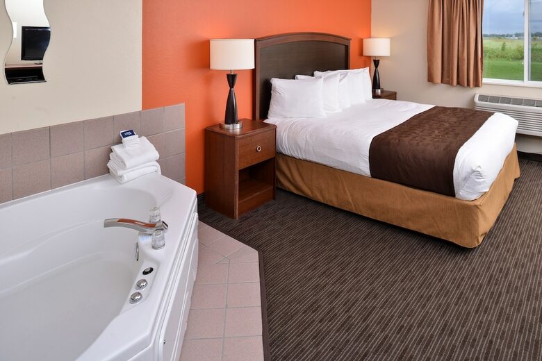 Hotel Americinn By Wyndham St. Cloud
