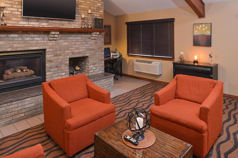 Hotel Americinn By Wyndham St. Cloud